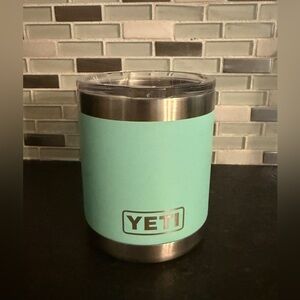 Yeti Rambler Lowball Tumbler  w/ Lid 10 oz. Seafoam Green